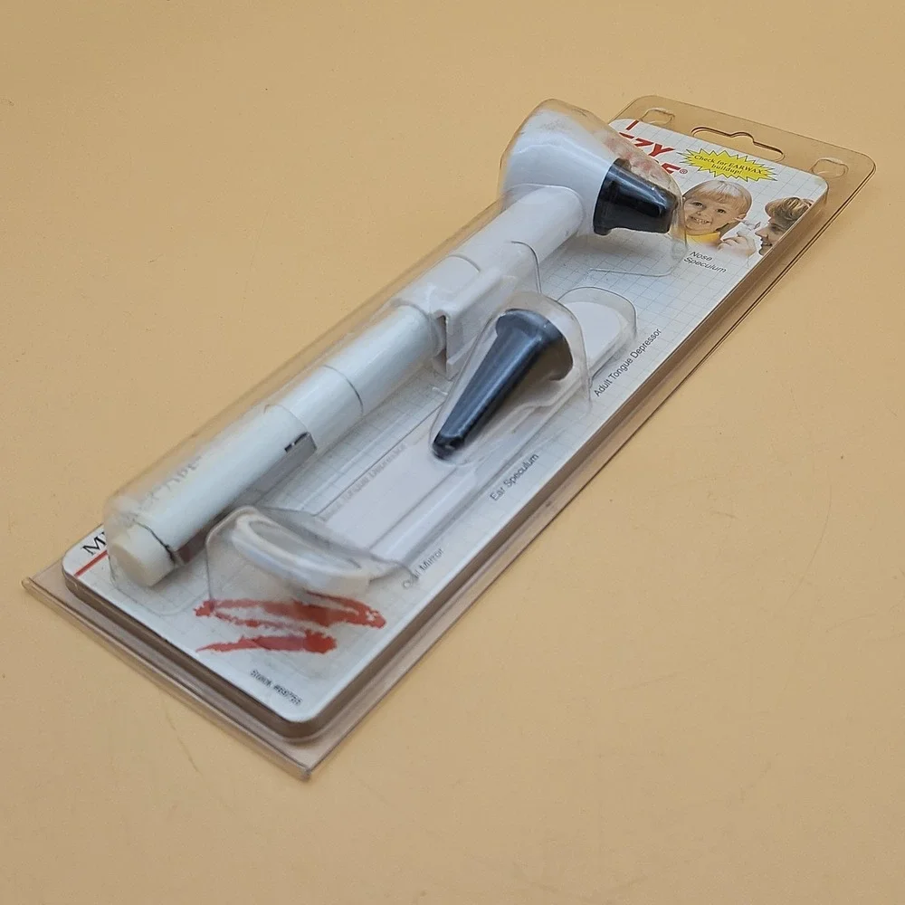 Vintage‎ Flents Medi-Scope With Magnifying Light NOS 1999 New